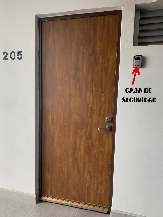 Departamento Nuevo Y Centrico Con Ambiente Familiar En Guadalajara Apartment ภายนอก รูปภาพ